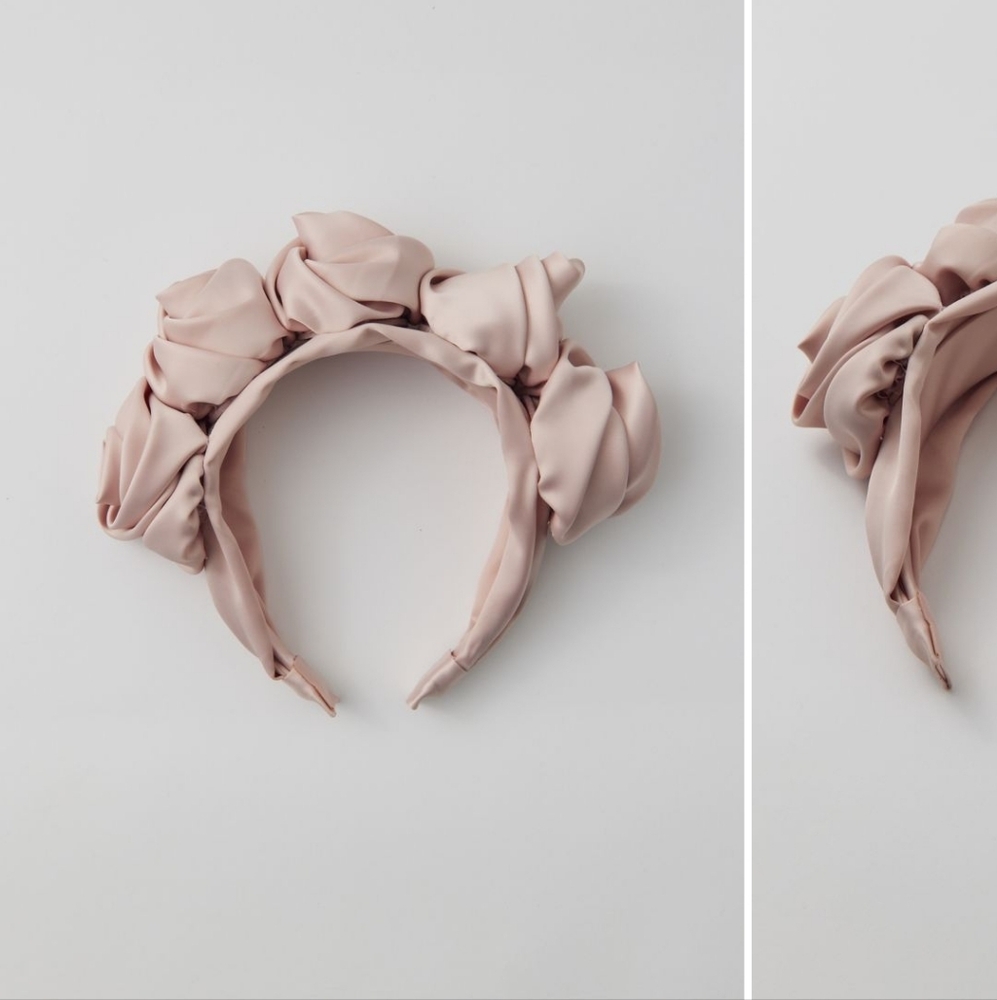 Urban Outfitters Mega Rosette Satin Headband in Blush Pink - Picture 4 of 9